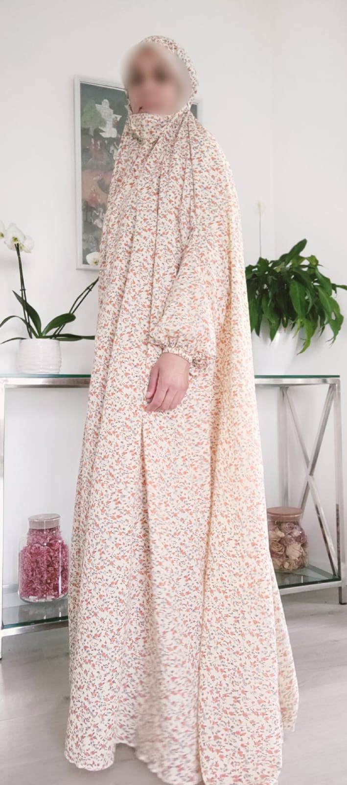 Abaya Rawda – Abaya de prière fleurie beige